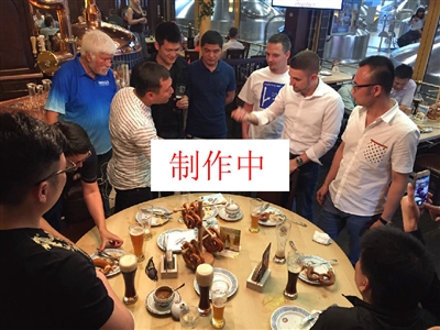 崩回合这